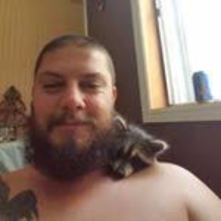 Stacey Robeson belongs to an American nationality.